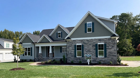 Front exterior of The Tanner house plan 1418.