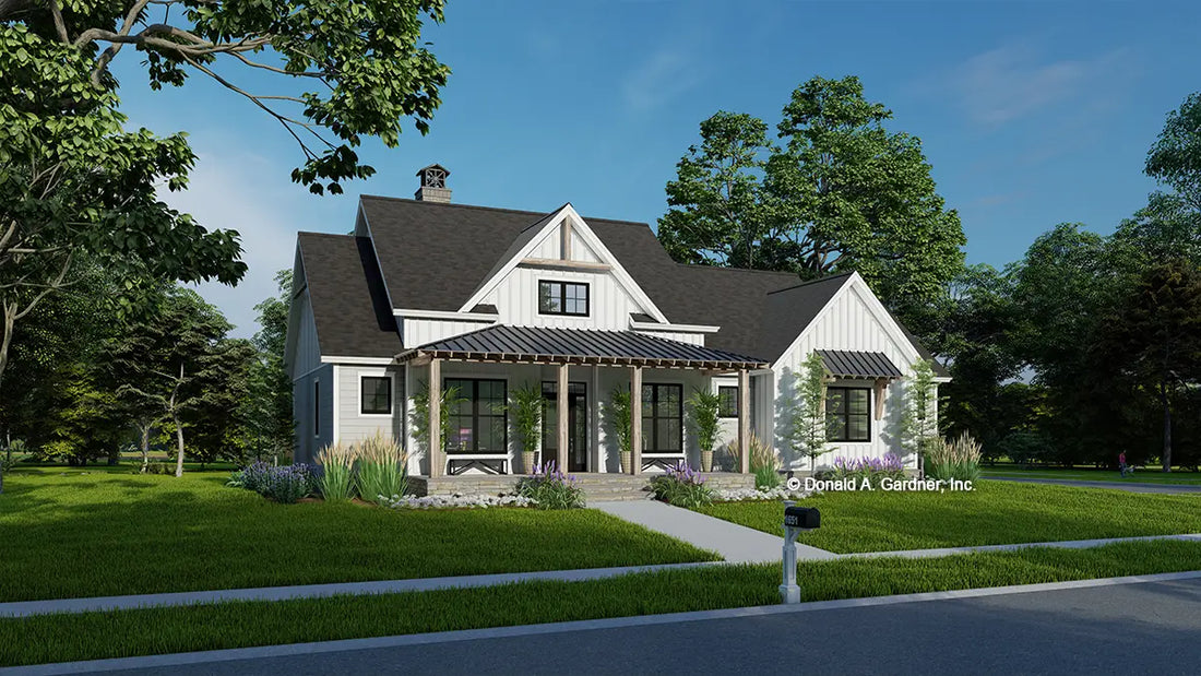 Front rendering of The Quinn house plan 1651.