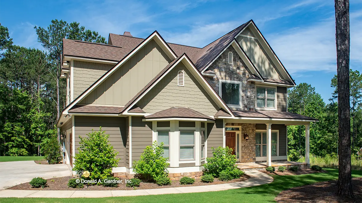 This is a photograph of the front of craftsman house plan 1343 The Braxton as built by a customer