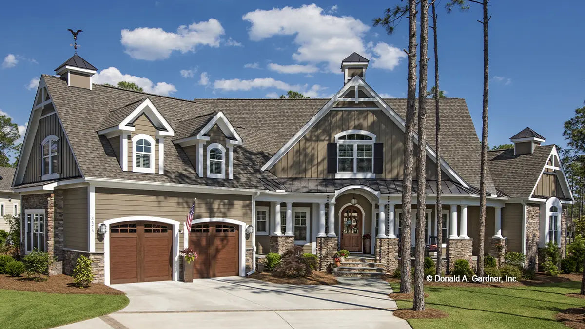 This is a photograph of the front of craftsman house plan 1253 The Chamberlaine as built by a customer