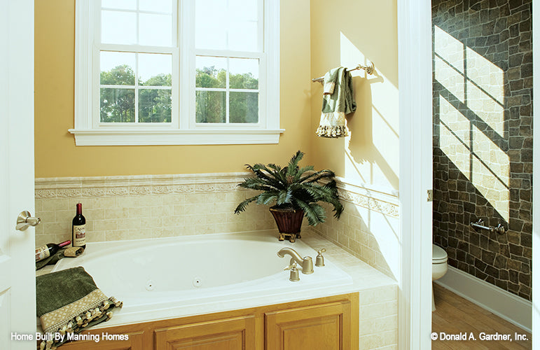 This is picture of the master bathroom tub as built by a customer of four bedroom house plan 1032 The Derbyville