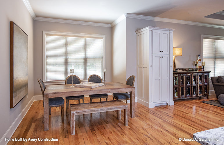 Large triple window in the breakfast room. The Drayton Hall plan 1238.