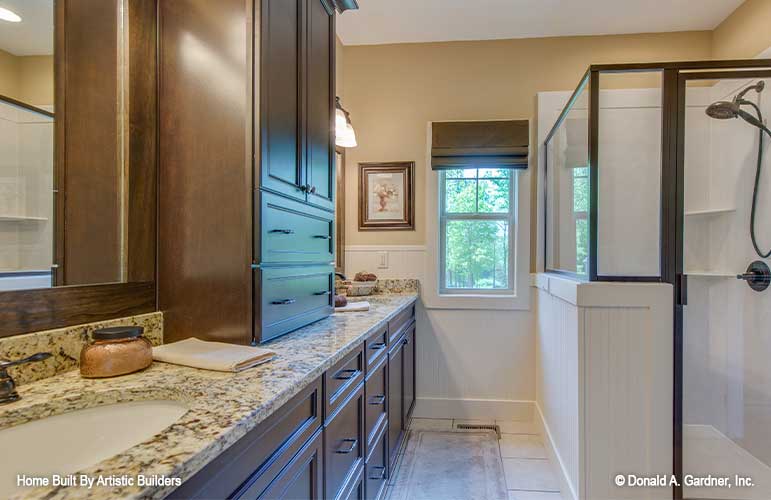 Grand shower and master bath area for High-Pointe house plan 713