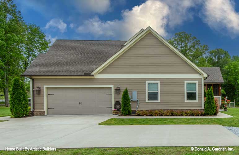 Side exterior picture with garage for High-Pointe house plan 713