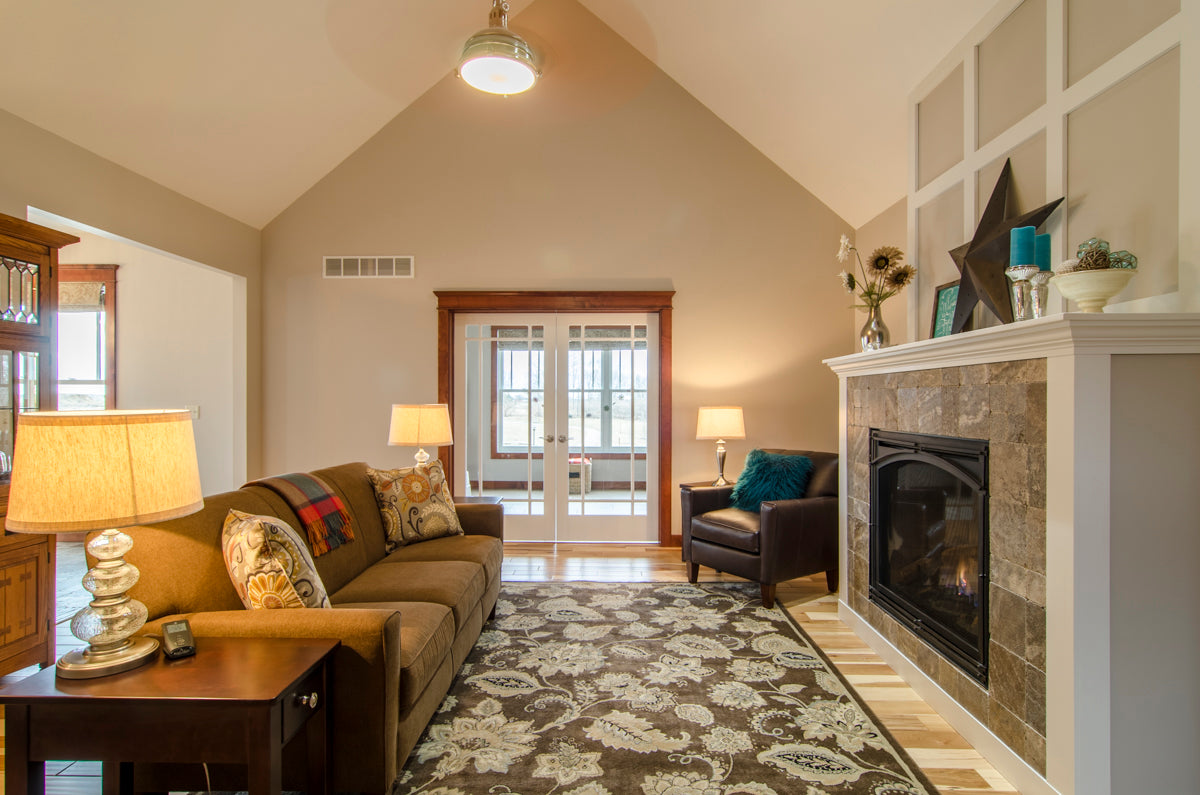 Vaulted ceiling in the great room. The Irby plan 993.