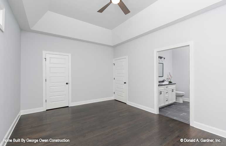 Tray ceiling in the master bedroom. The Ireland plan 346.