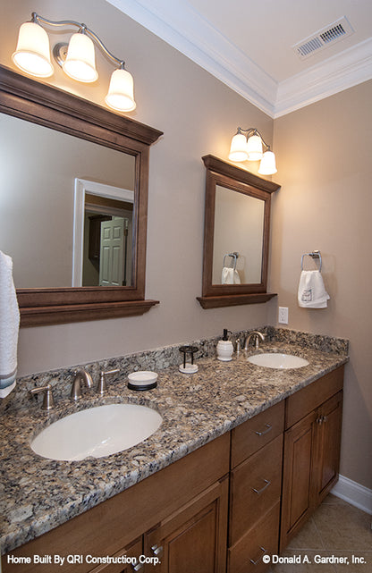 Double sink vanity in the bathroom. The Lennon plan 1300