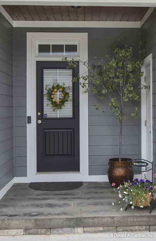 View of the front patio foyer. The Lucy plan 1415