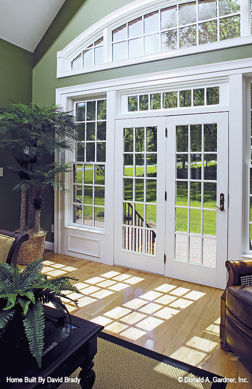 Large windows and glass patio door. The Luxembourg plan 979.