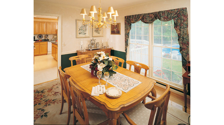 Double window in the dining room. The MacLeish plan 304.