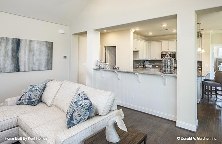 Bar ledge to the kitchen. The Padgett plan 1124.