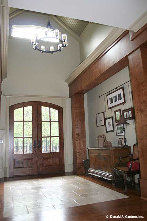 This is a foyer picture for one story house plan 1157 The Richelieu