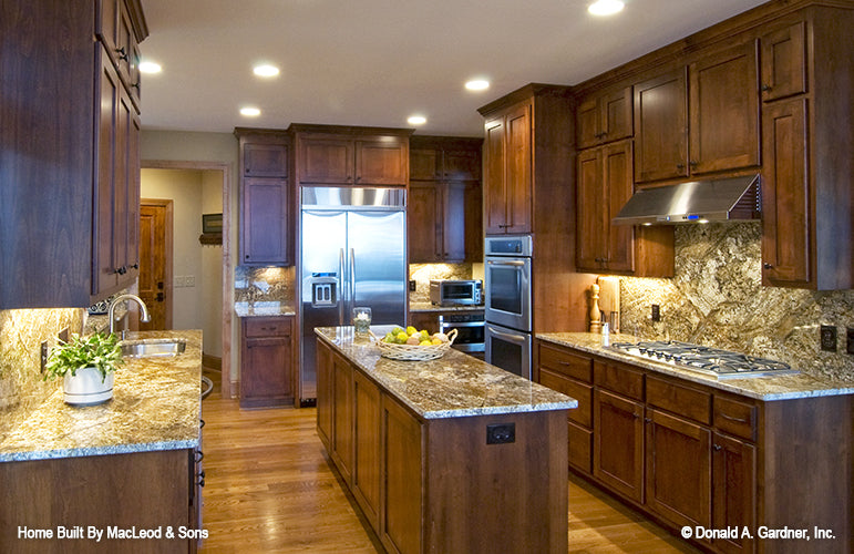 Island in the center of the kitchen. The Rockledge plan 875.