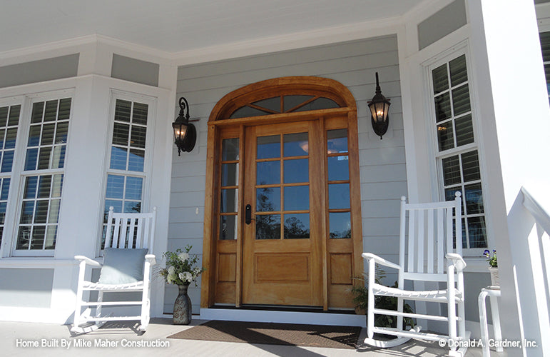 Picture of front door and front porch for house plan 1011 The Santee