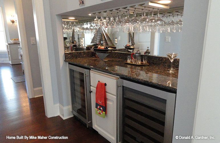 Picture of wet bar area for house plan 1011 The Santee