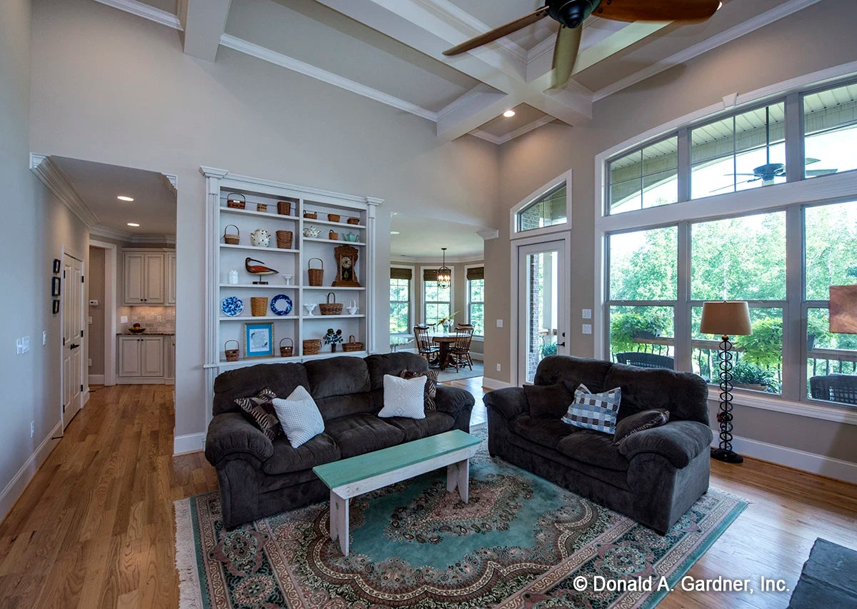 Great room looking into the kitchen and breakfast nook area