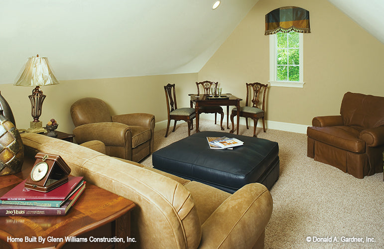 Sitting area in the bonus room. The Yankton plan 933.